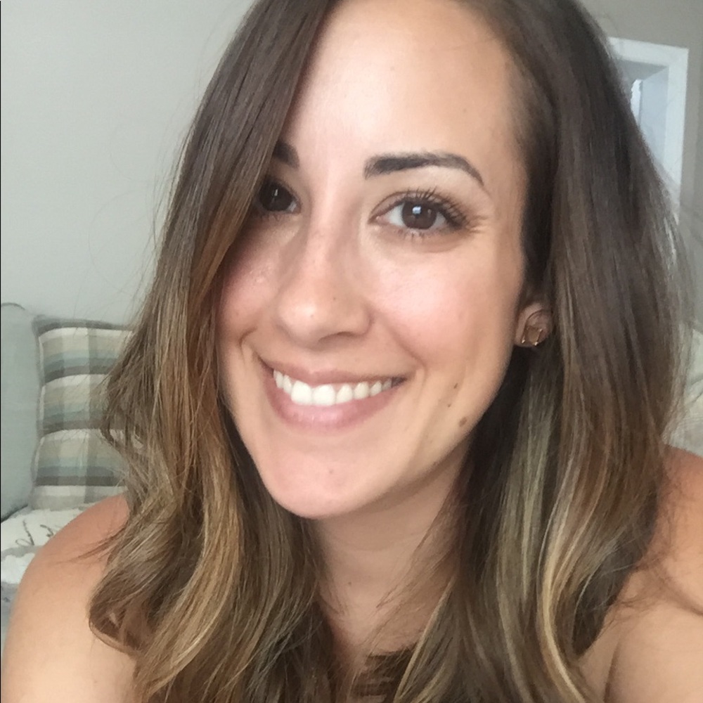 Meet your Posher, Julia